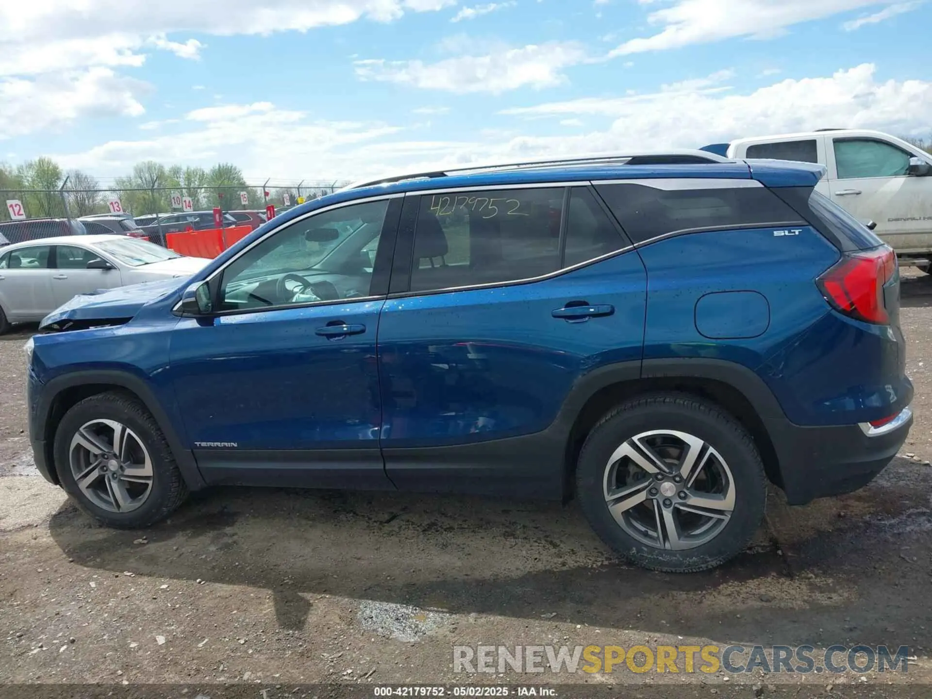 13 fotografías del automóvil dañado 3GKALVEV0LL231358 GMC TERRAIN 2020