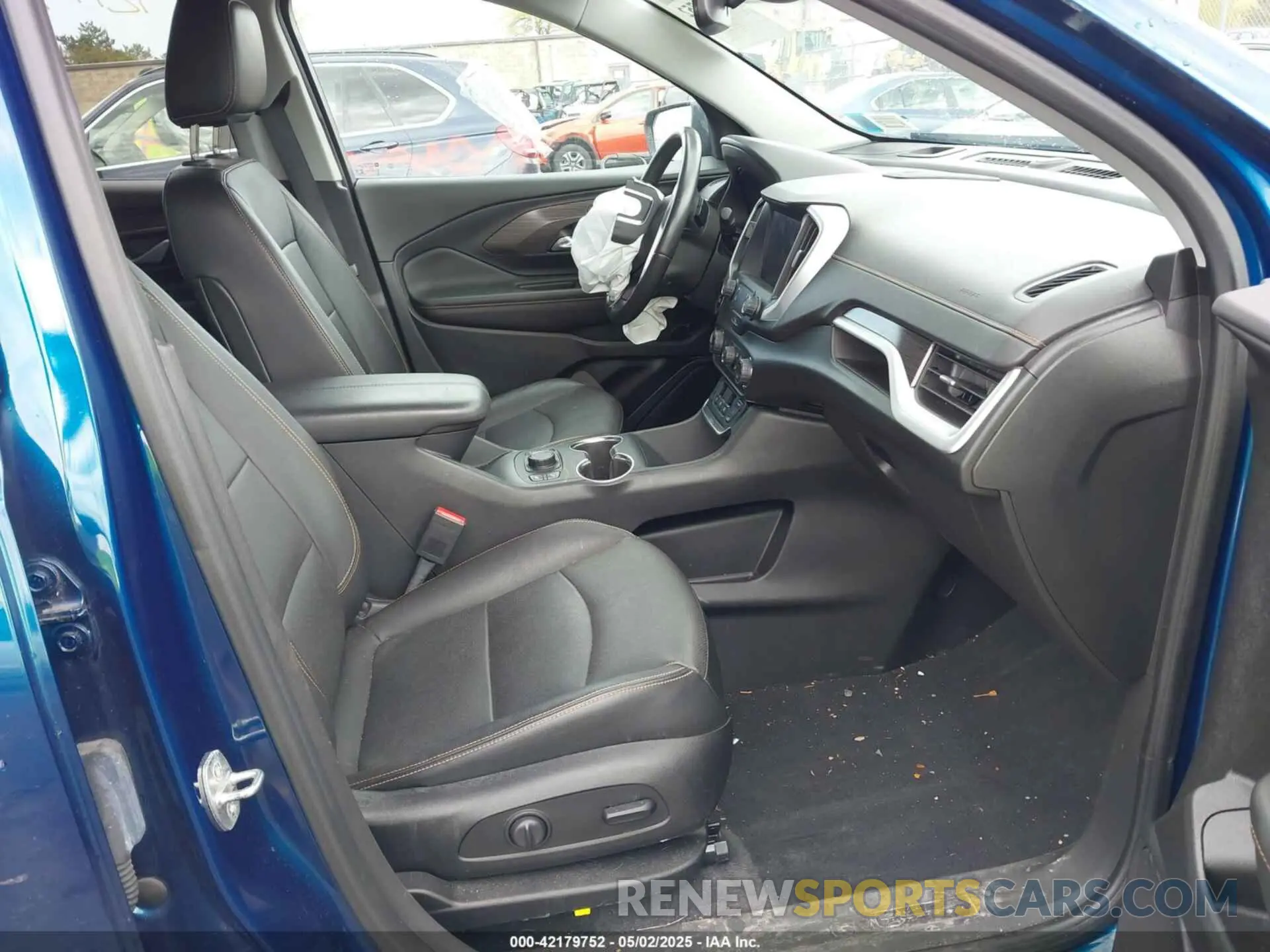 5 fotografías del automóvil dañado 3GKALVEV0LL231358 GMC TERRAIN 2020