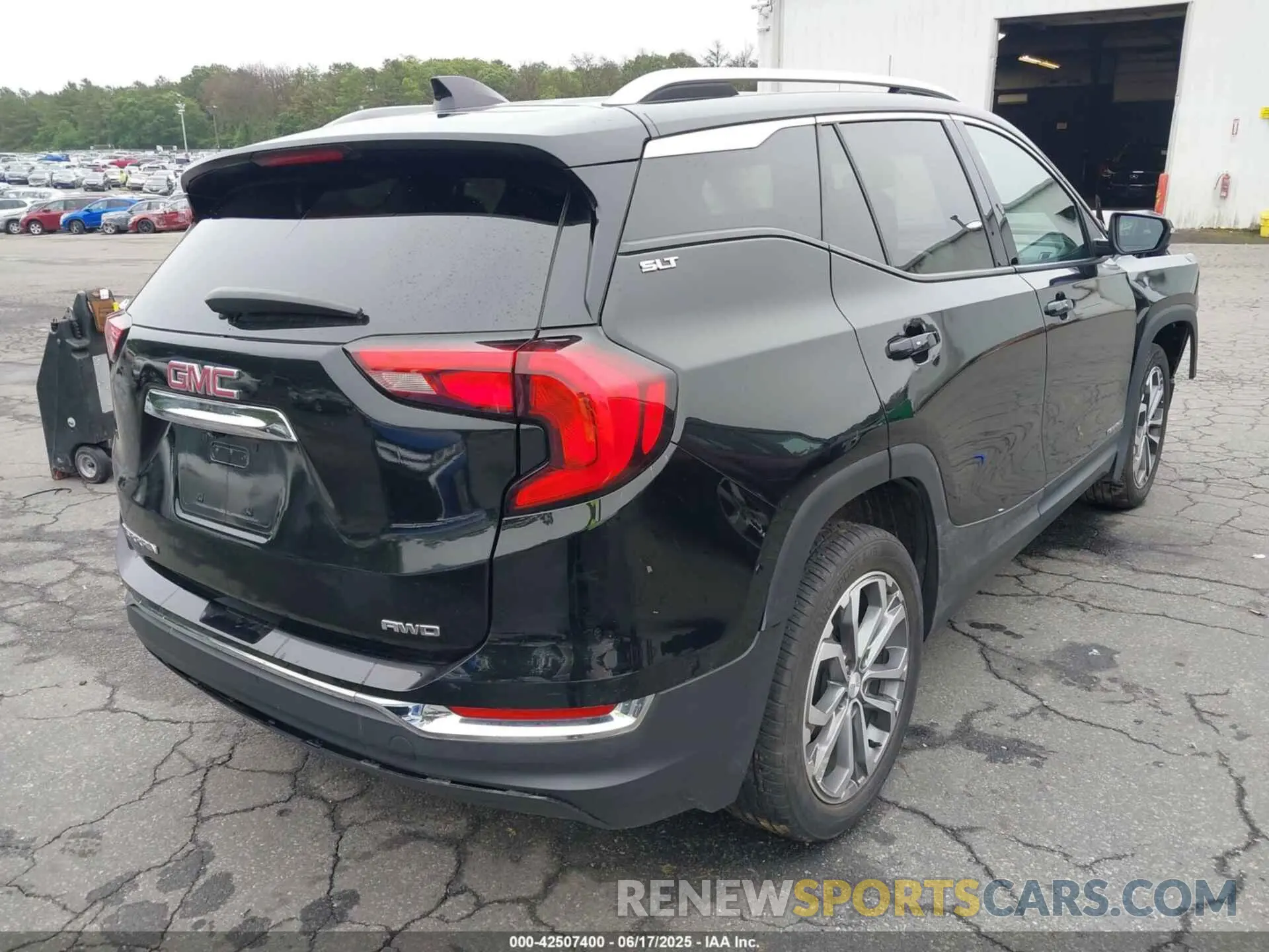 4 fotografías del automóvil dañado 3GKALVEV0LL244028 GMC TERRAIN 2020