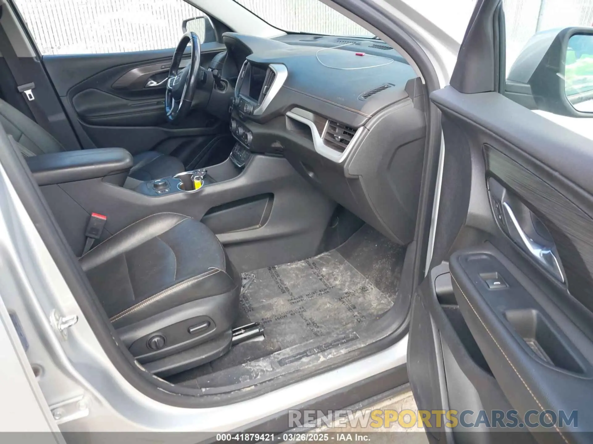 5 fotografías del automóvil dañado 3GKALVEV0LL246880 GMC TERRAIN 2020
