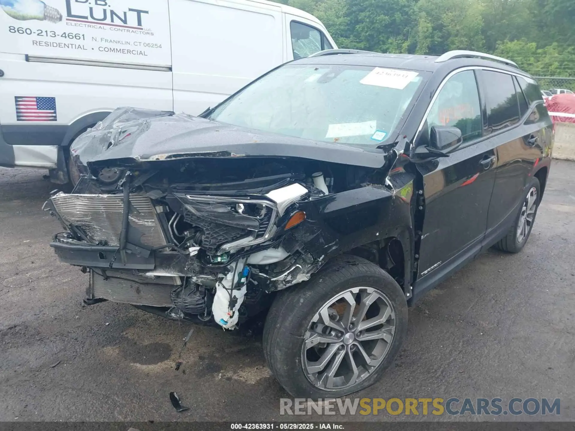 2 fotografías del automóvil dañado 3GKALVEV0LL257376 GMC TERRAIN 2020