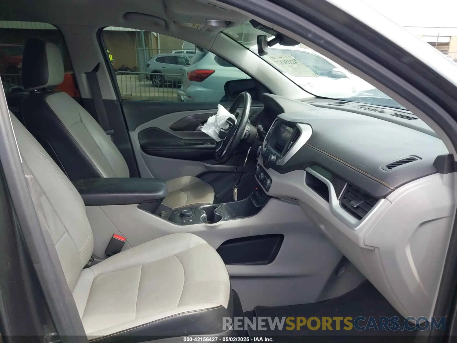 5 fotografías del automóvil dañado 3GKALVEV1LL204363 GMC TERRAIN 2020