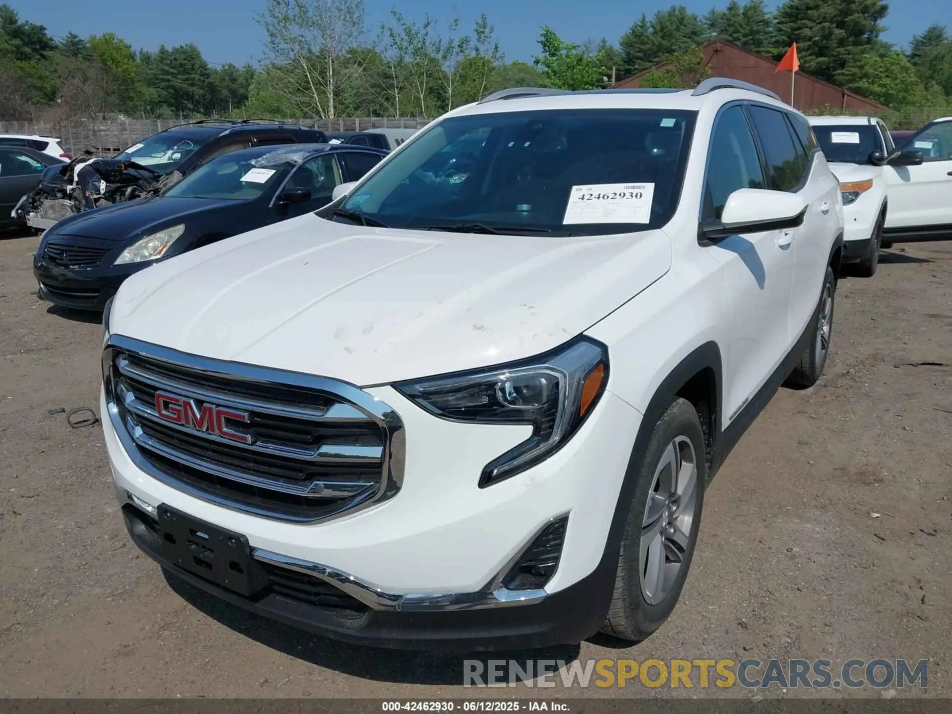 2 fotografías del automóvil dañado 3GKALVEV1LL214083 GMC TERRAIN 2020