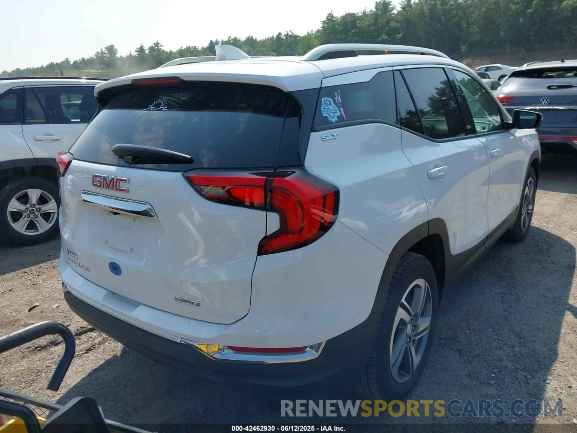 4 fotografías del automóvil dañado 3GKALVEV1LL214083 GMC TERRAIN 2020