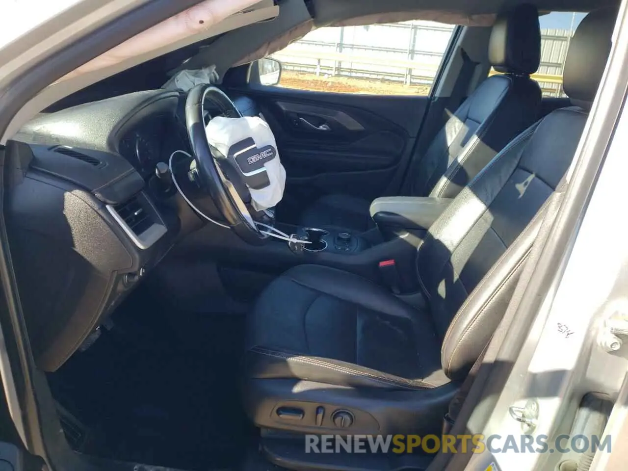 7 fotografías del automóvil dañado 3GKALVEV1LL247276 GMC TERRAIN 2020