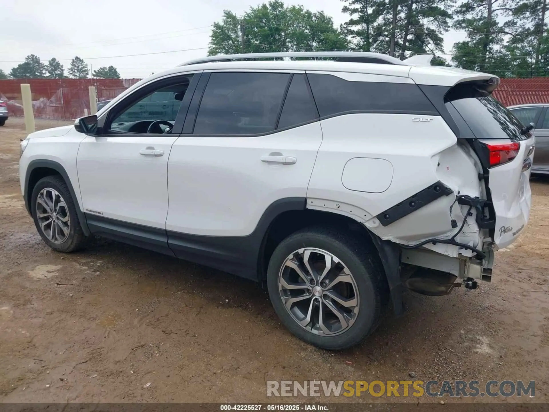 3 fotografías del automóvil dañado 3GKALVEV1LL257659 GMC TERRAIN 2020