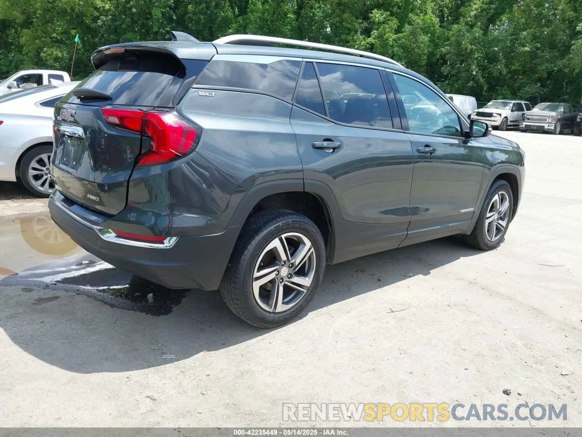 4 fotografías del automóvil dañado 3GKALVEV2LL118589 GMC TERRAIN 2020
