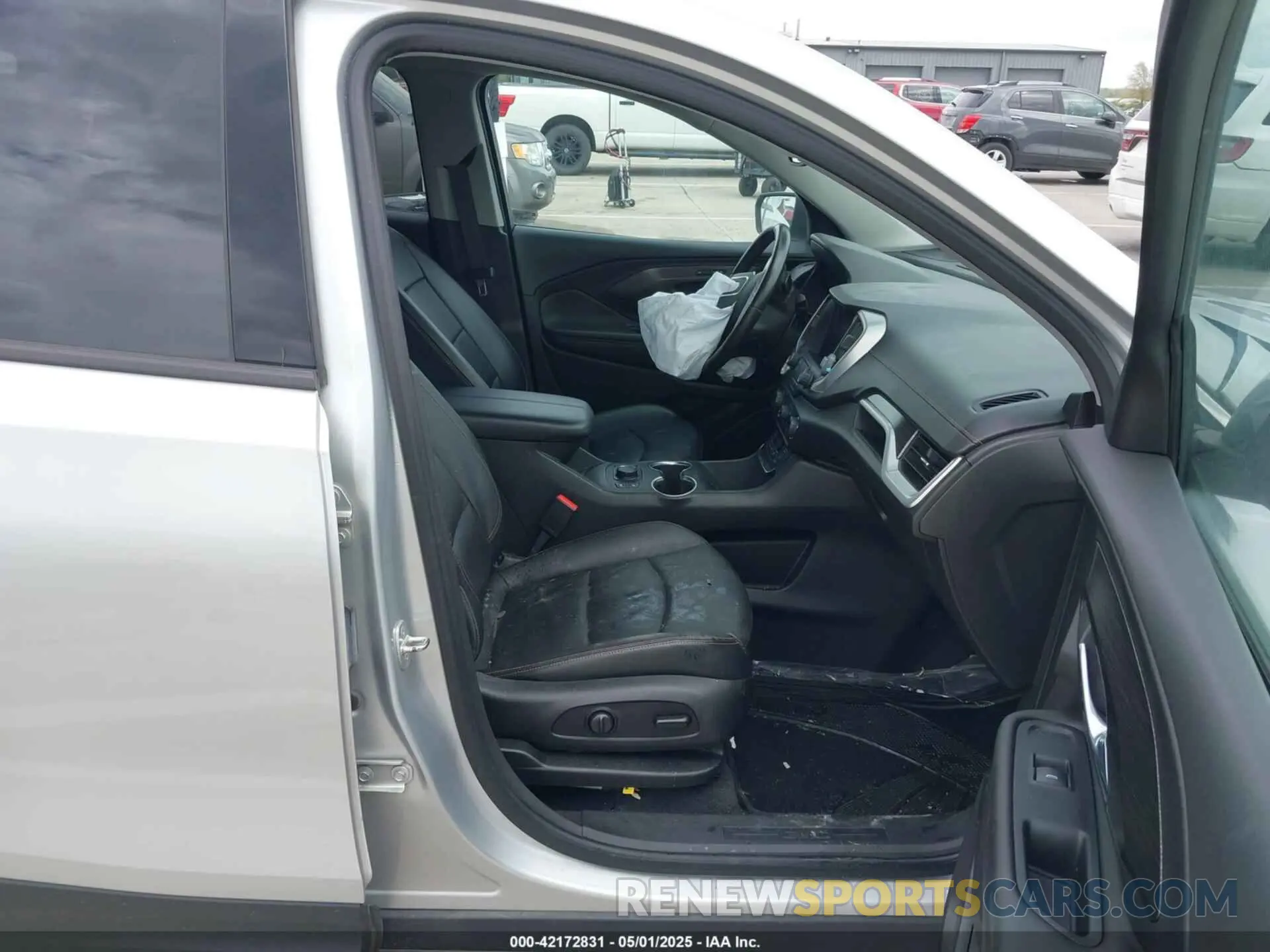 5 fotografías del automóvil dañado 3GKALVEV3LL267285 GMC TERRAIN 2020