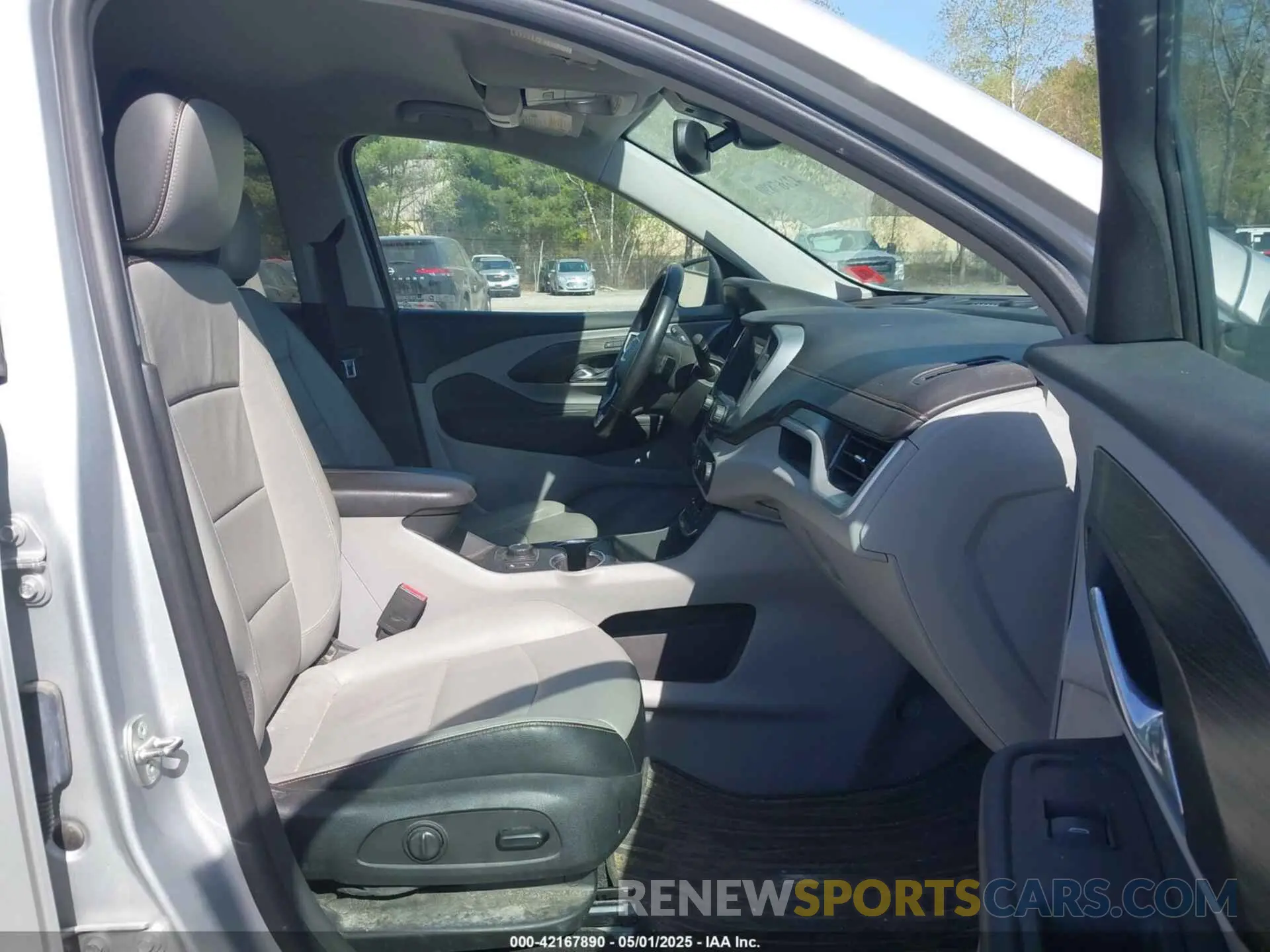 5 fotografías del automóvil dañado 3GKALVEV3LL279033 GMC TERRAIN 2020