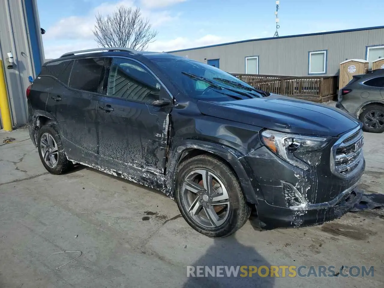 4 fotografías del automóvil dañado 3GKALVEV4LL105679 GMC TERRAIN 2020
