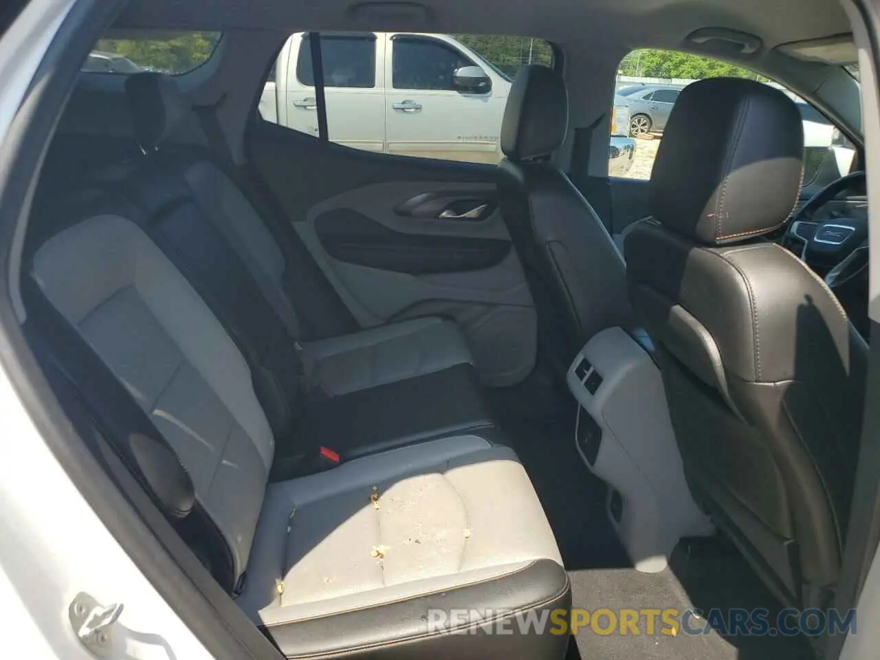 12 fotografías del automóvil dañado 3GKALVEV4LL122837 GMC TERRAIN 2020