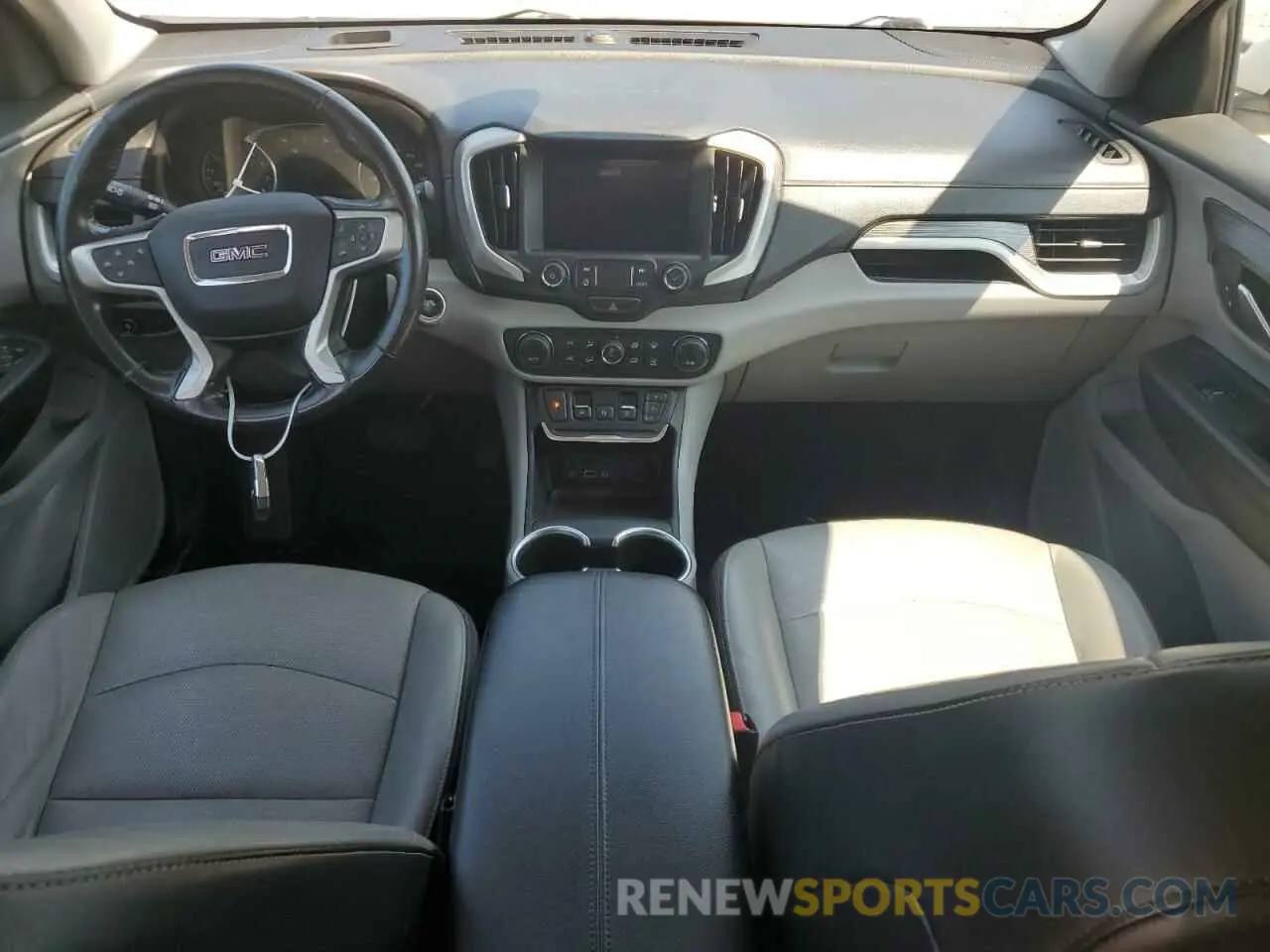 8 fotografías del automóvil dañado 3GKALVEV4LL122837 GMC TERRAIN 2020