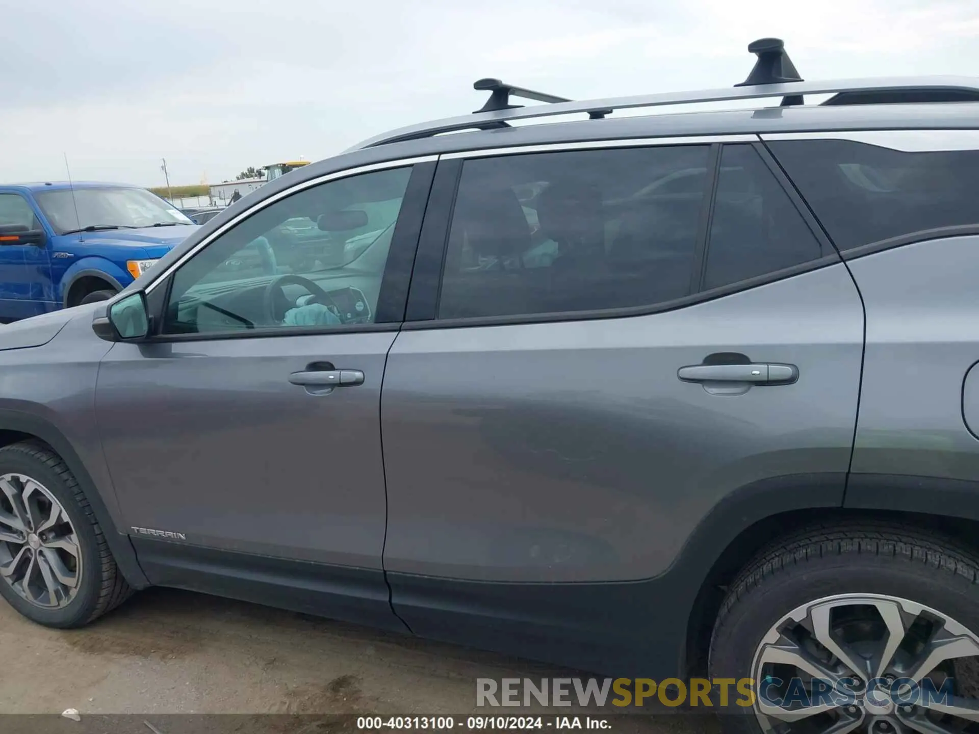 14 fotografías del automóvil dañado 3GKALVEV4LL219326 GMC TERRAIN 2020