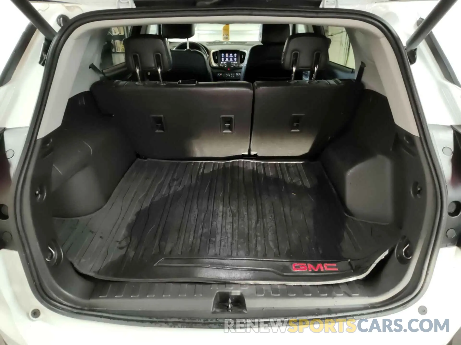 10 fotografías del automóvil dañado 3GKALVEV4LL301380 GMC TERRAIN 2020