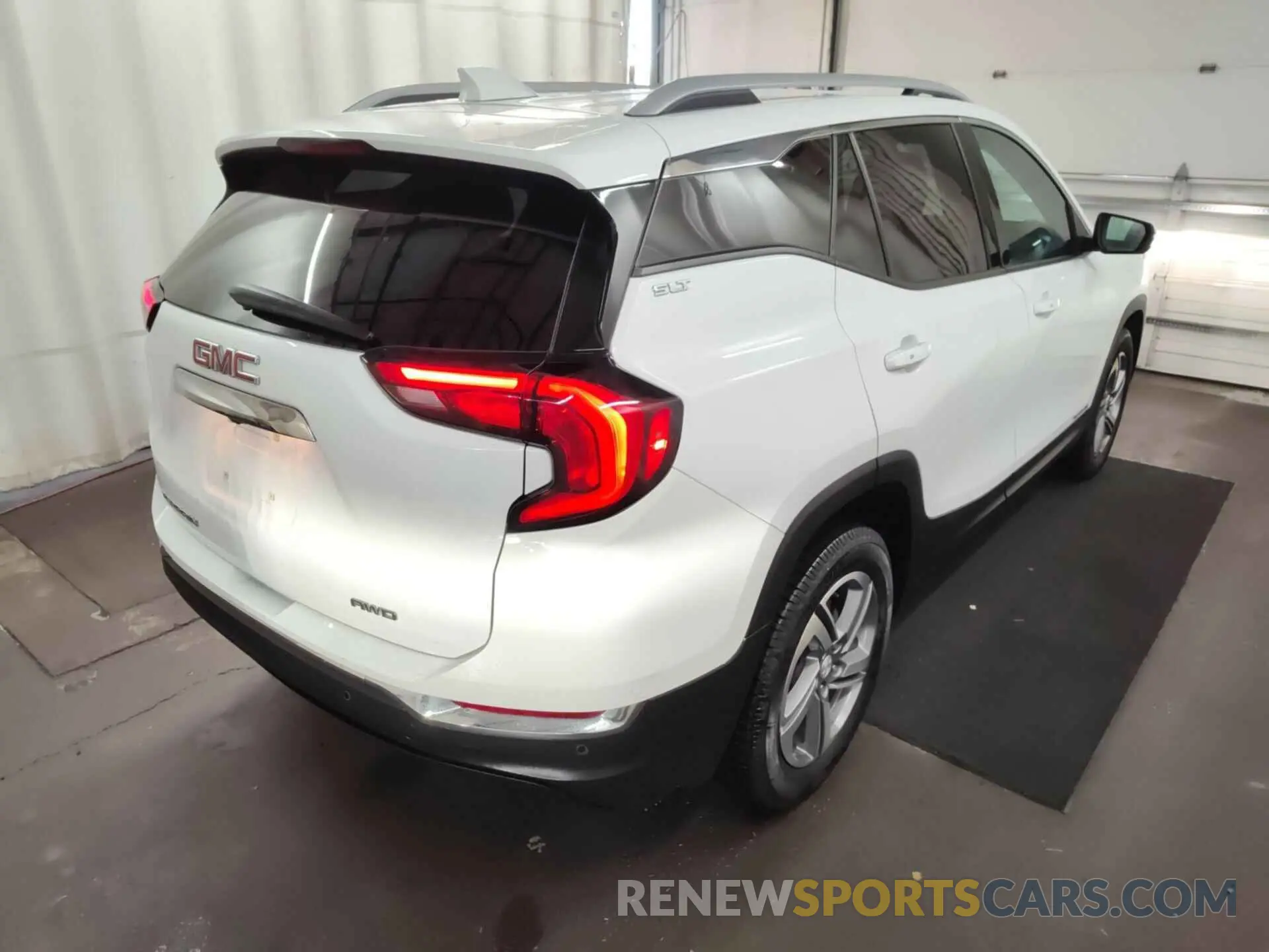 15 fotografías del automóvil dañado 3GKALVEV4LL301380 GMC TERRAIN 2020