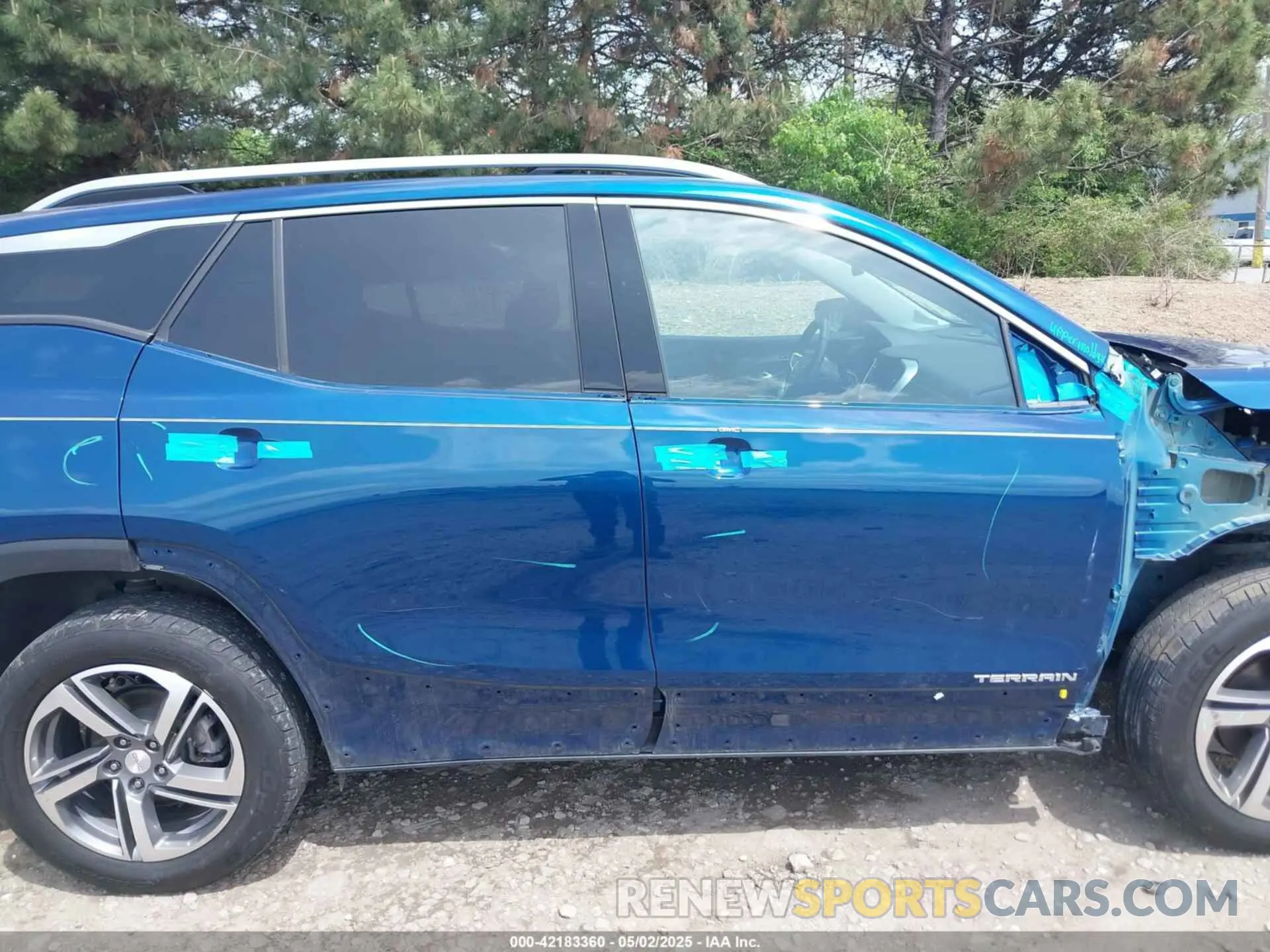 14 fotografías del automóvil dañado 3GKALVEV5LL135015 GMC TERRAIN 2020