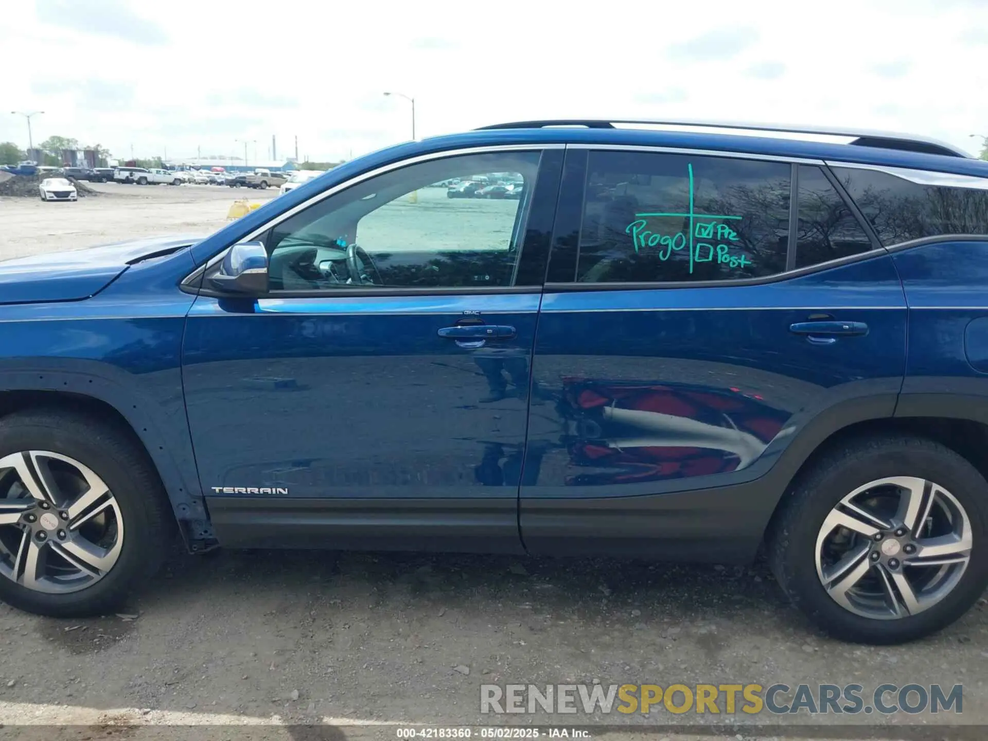 15 fotografías del automóvil dañado 3GKALVEV5LL135015 GMC TERRAIN 2020