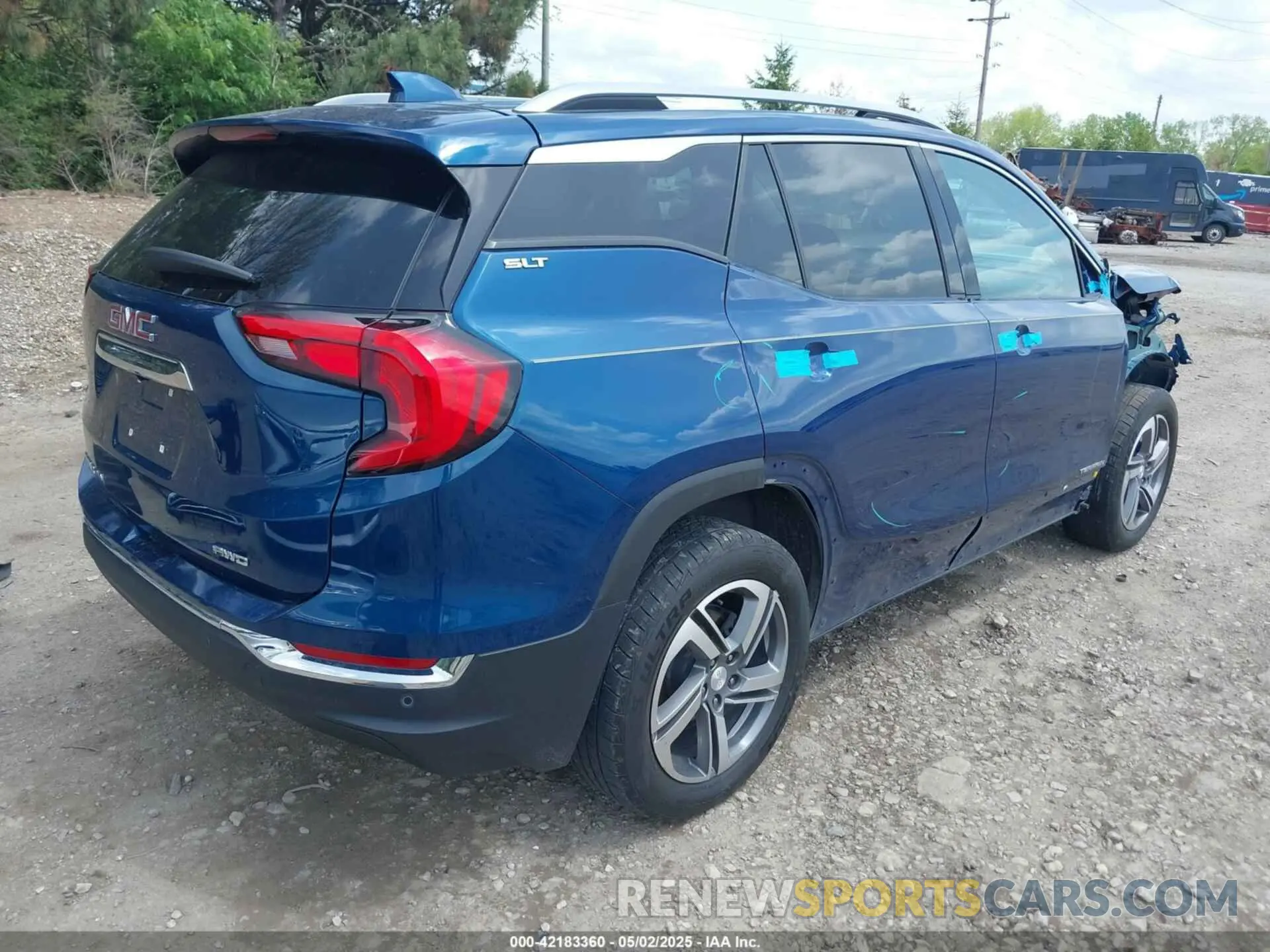 4 fotografías del automóvil dañado 3GKALVEV5LL135015 GMC TERRAIN 2020