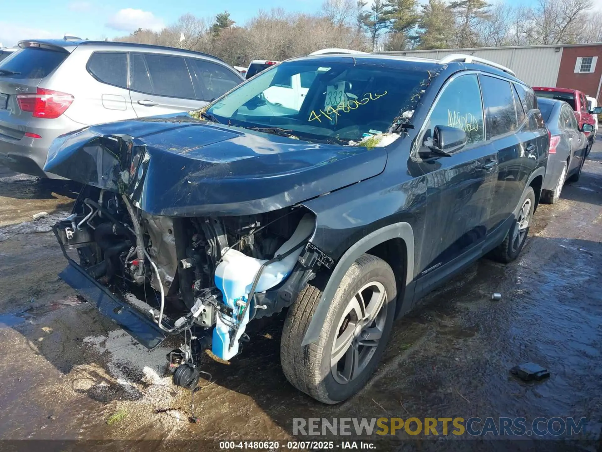 2 fotografías del automóvil dañado 3GKALVEV8LL102204 GMC TERRAIN 2020