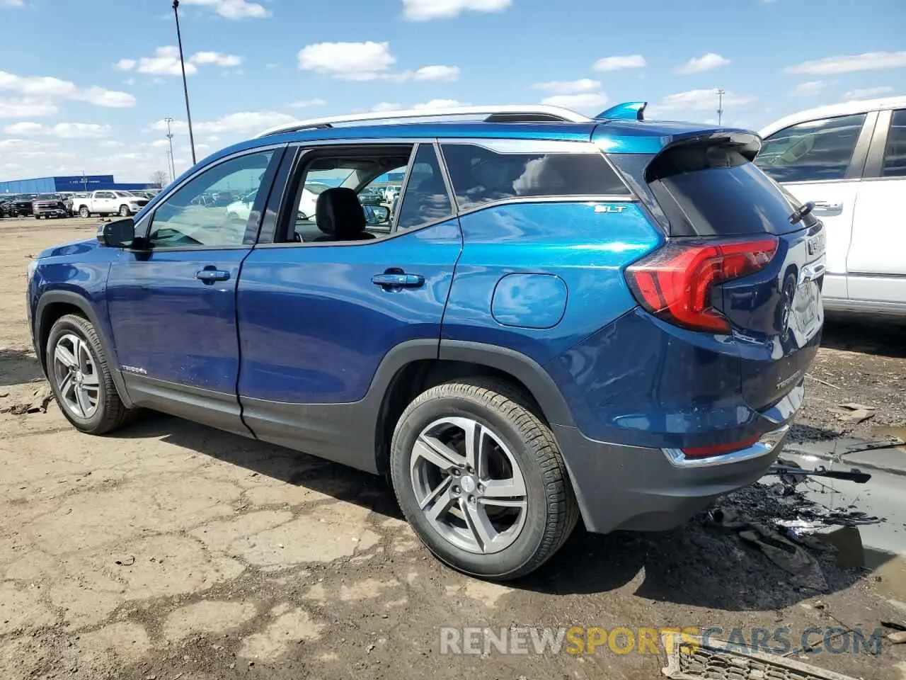 2 fotografías del automóvil dañado 3GKALVEVXLL166504 GMC TERRAIN 2020