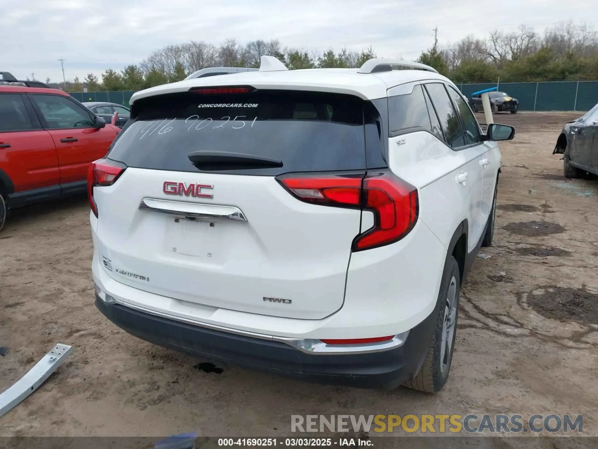 4 fotografías del automóvil dañado 3GKALVEVXLL241198 GMC TERRAIN 2020