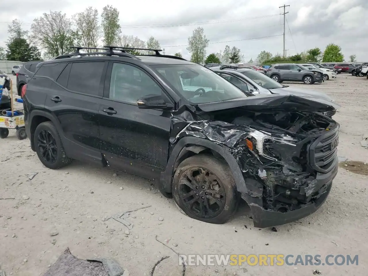 4 fotografías del automóvil dañado 3GKALVEX1LL119170 GMC TERRAIN 2020