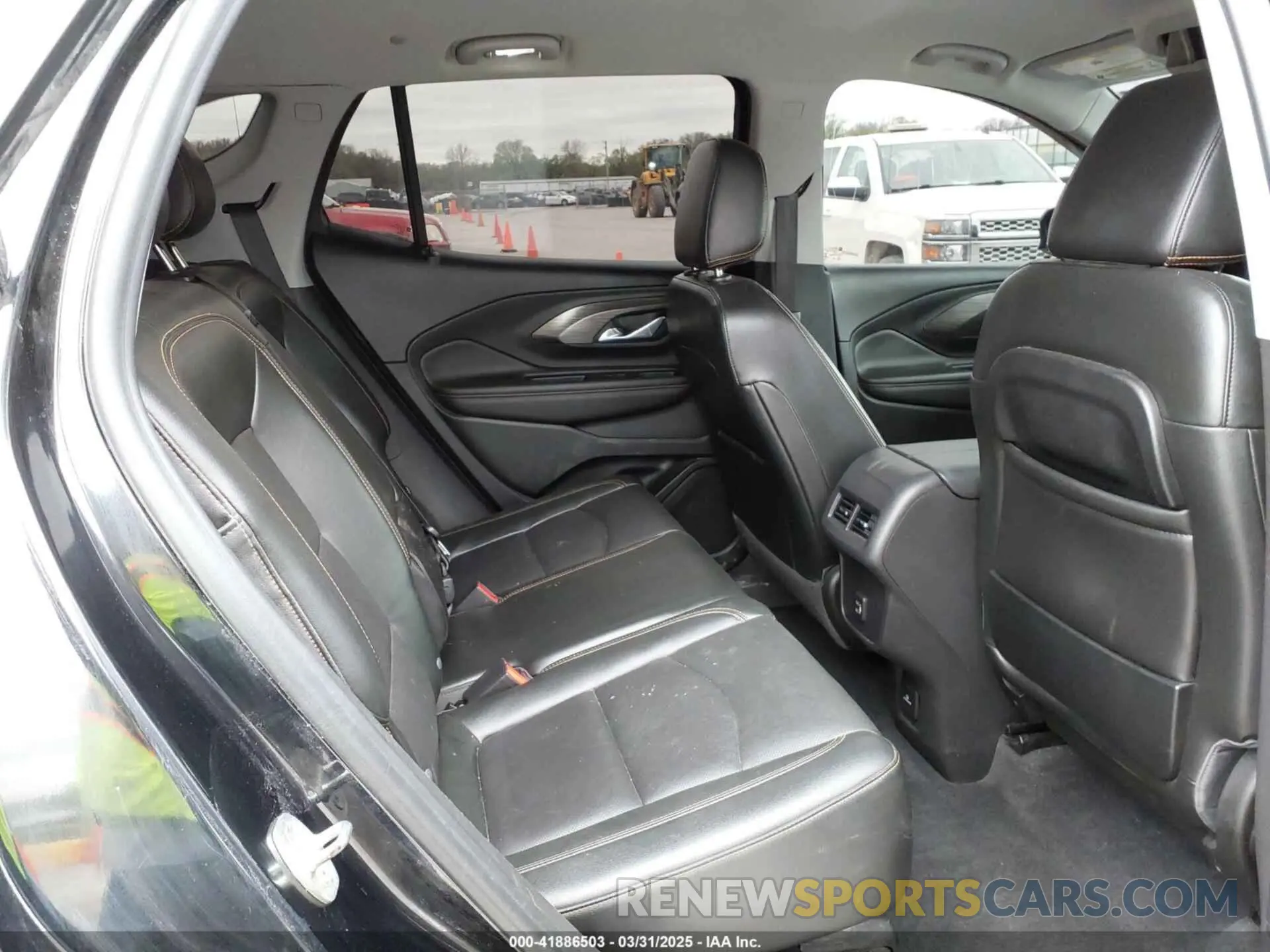 8 fotografías del automóvil dañado 3GKALVEX1LL300155 GMC TERRAIN 2020