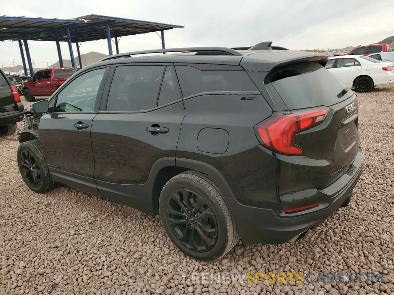 2 fotografías del automóvil dañado 3GKALVEX2LL200629 GMC TERRAIN 2020