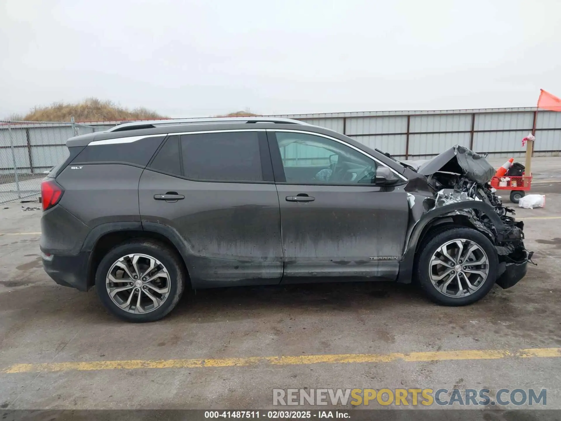 14 fotografías del automóvil dañado 3GKALVEX9LL131034 GMC TERRAIN 2020