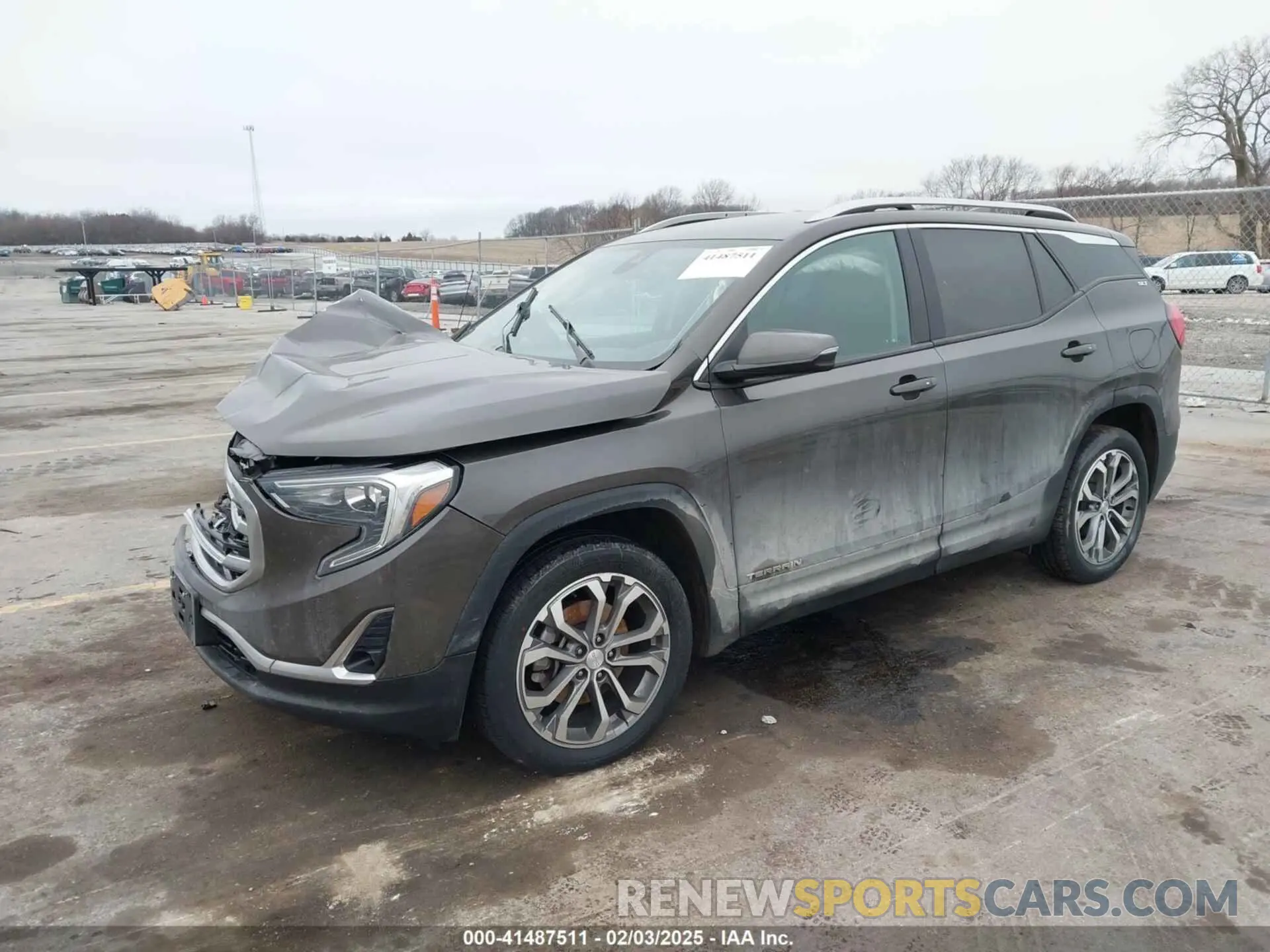 2 fotografías del automóvil dañado 3GKALVEX9LL131034 GMC TERRAIN 2020