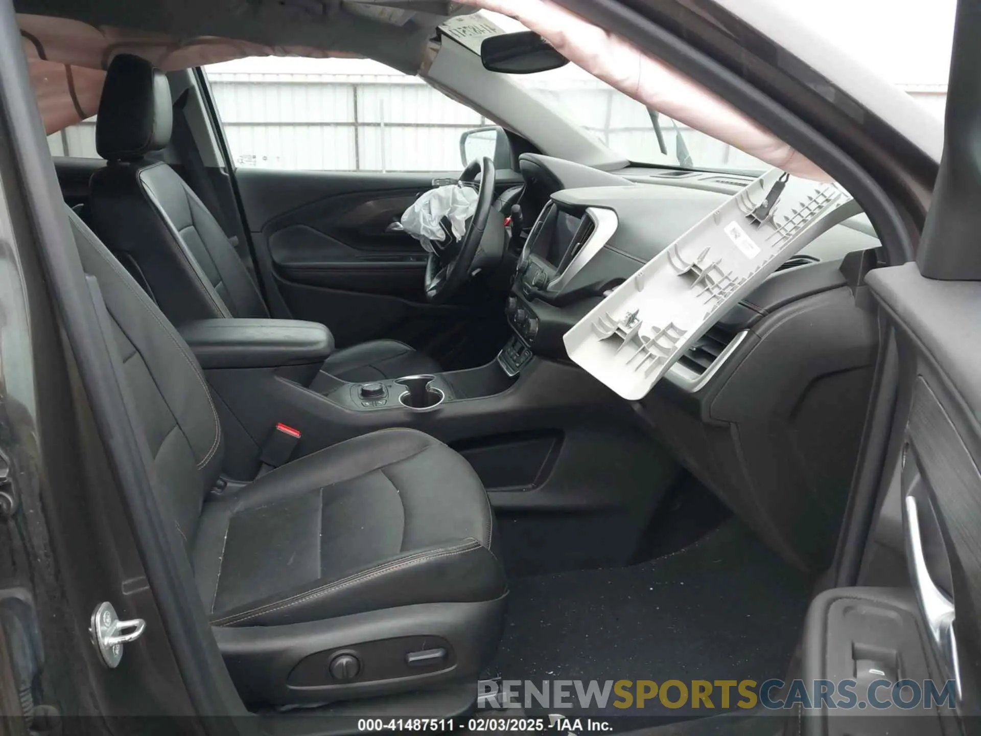 5 fotografías del automóvil dañado 3GKALVEX9LL131034 GMC TERRAIN 2020