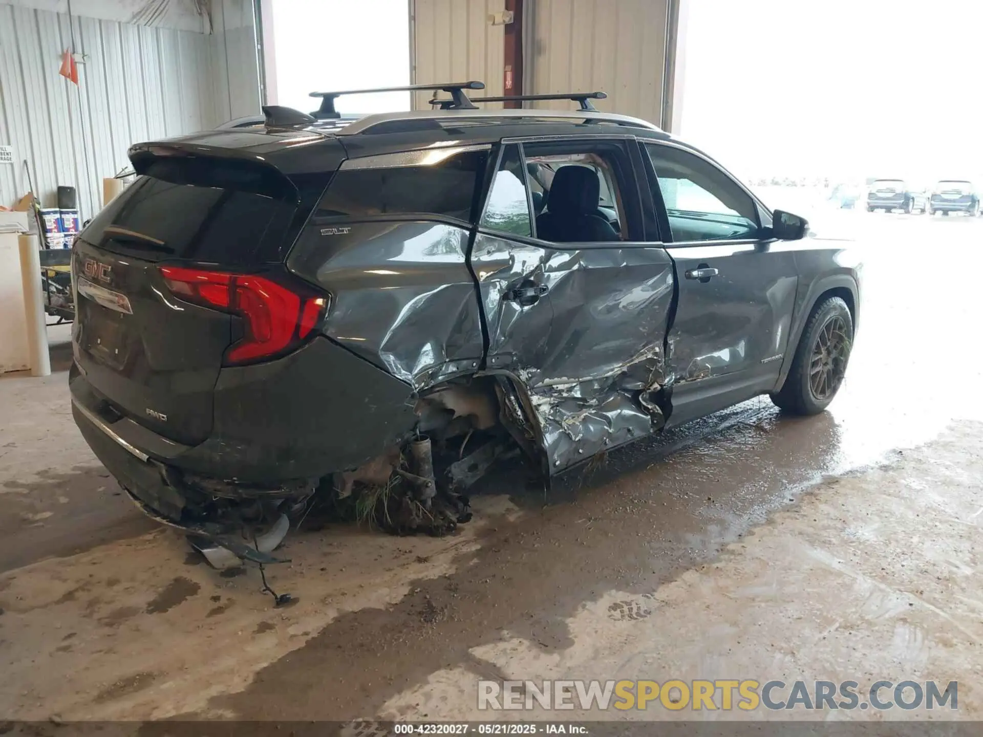 4 fotografías del automóvil dañado 3GKALVEX9LL160887 GMC TERRAIN 2020