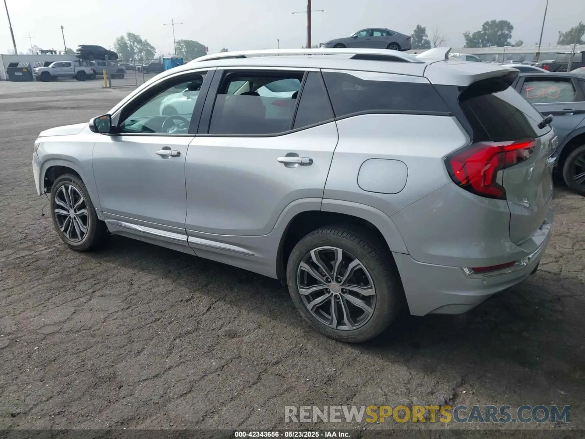 3 fotografías del automóvil dañado 3GKALXEX0LL294117 GMC TERRAIN 2020