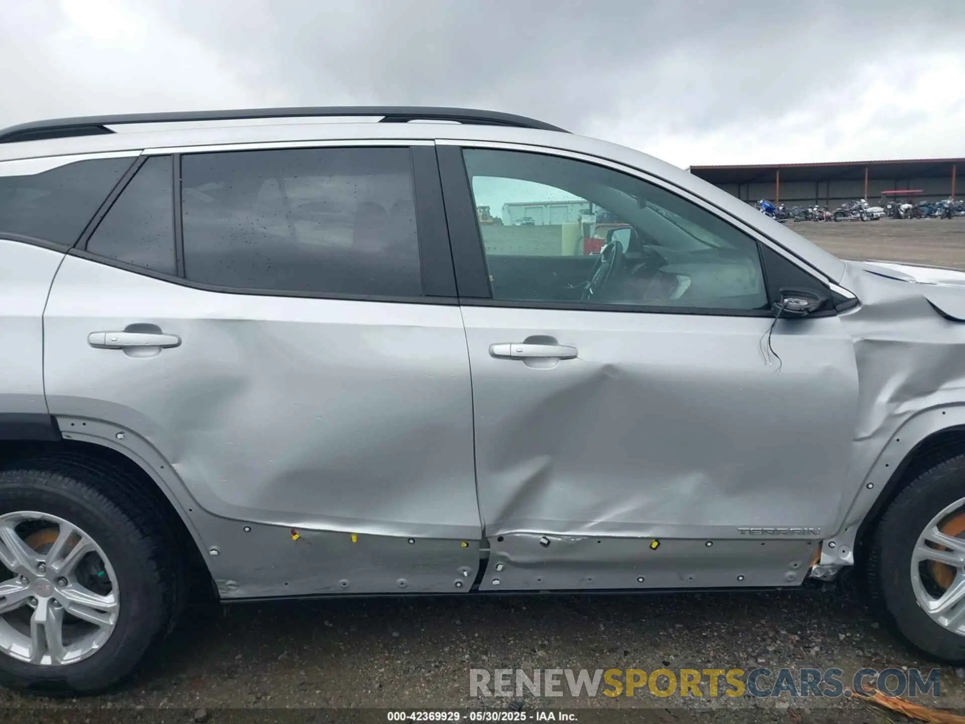 14 fotografías del automóvil dañado 3GKALMEV2ML329626 GMC TERRAIN 2021