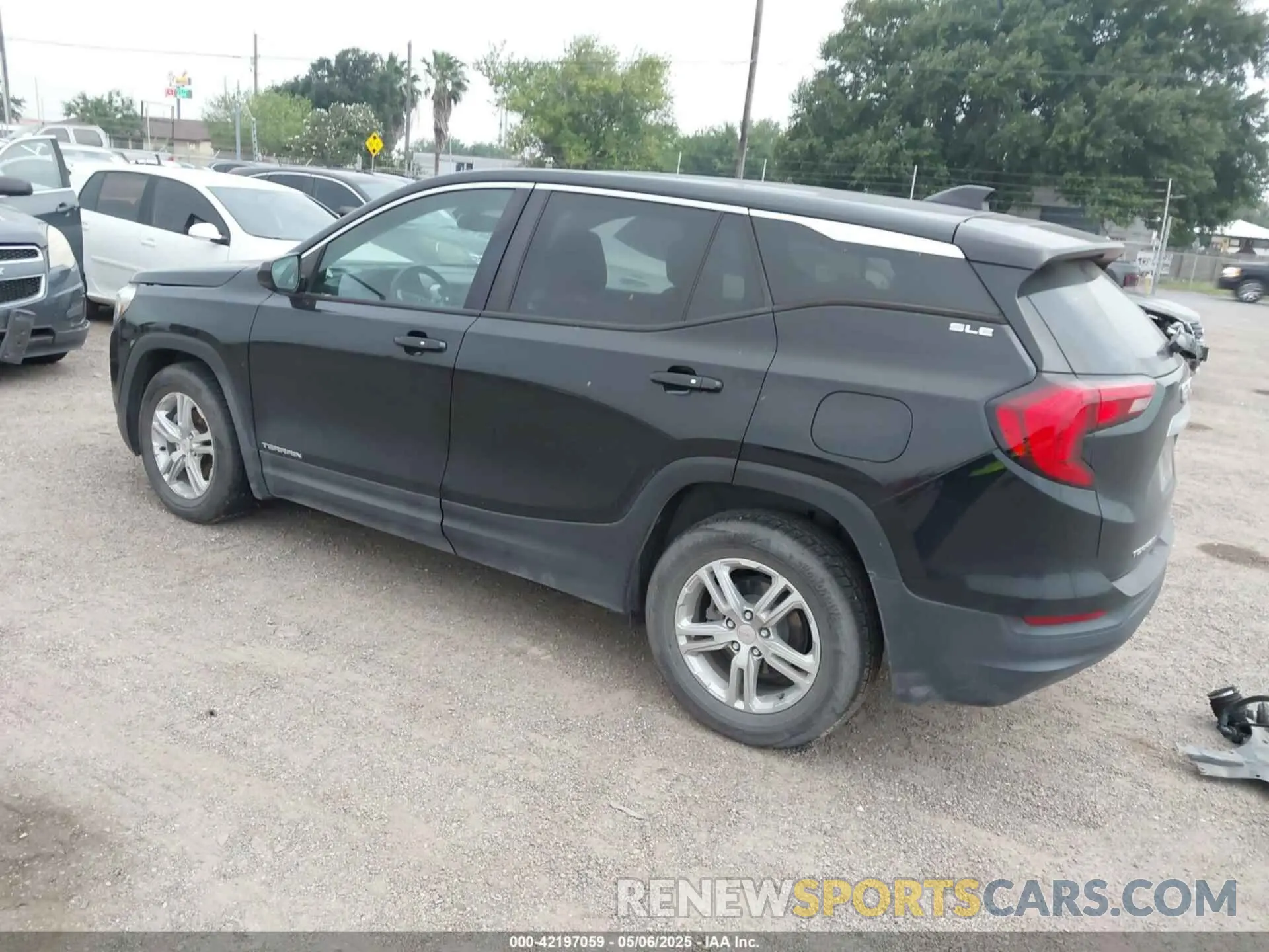 3 fotografías del automóvil dañado 3GKALMEV4ML339803 GMC TERRAIN 2021