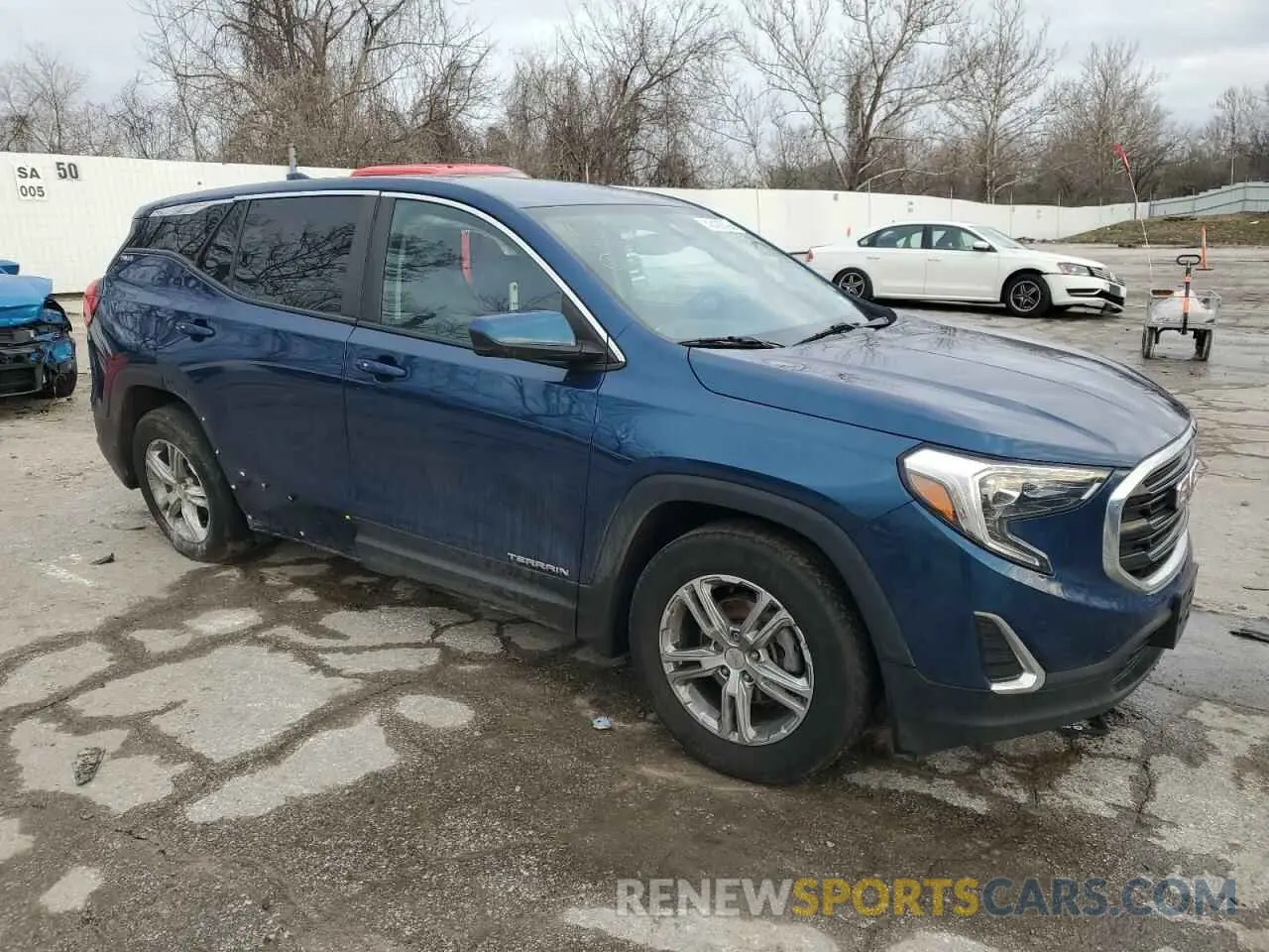 4 fotografías del automóvil dañado 3GKALMEV4ML367360 GMC TERRAIN 2021