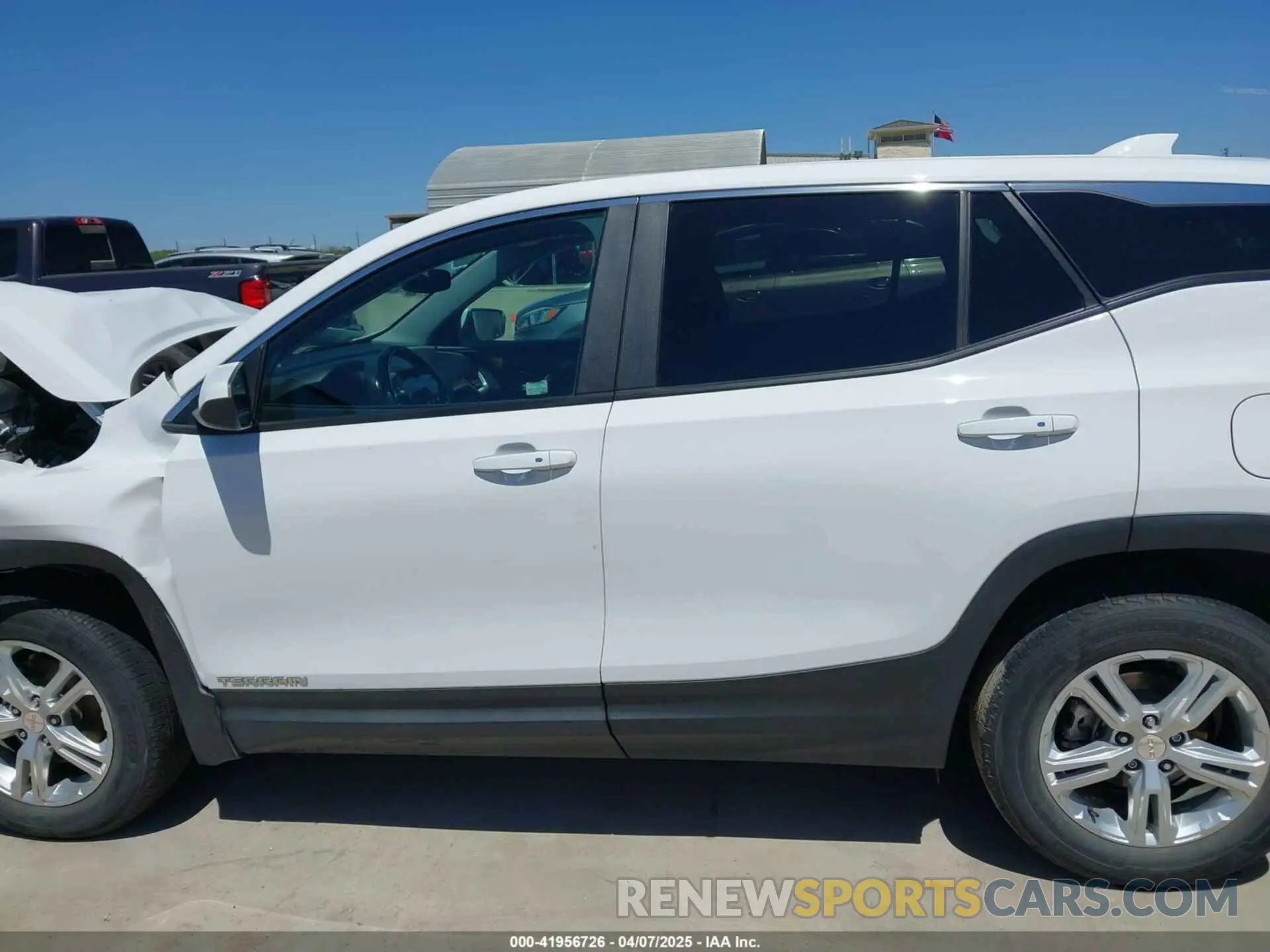 14 fotografías del automóvil dañado 3GKALMEV5ML305496 GMC TERRAIN 2021