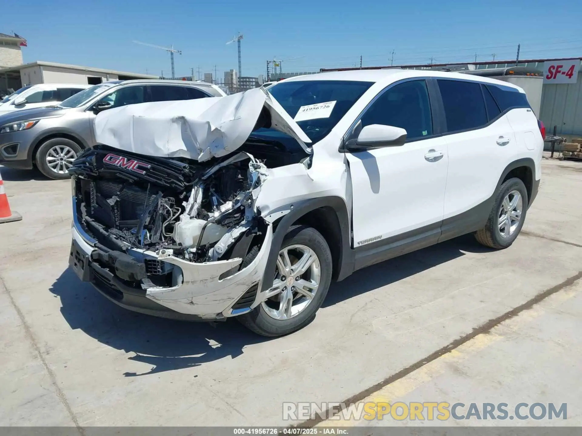 2 fotografías del automóvil dañado 3GKALMEV5ML305496 GMC TERRAIN 2021