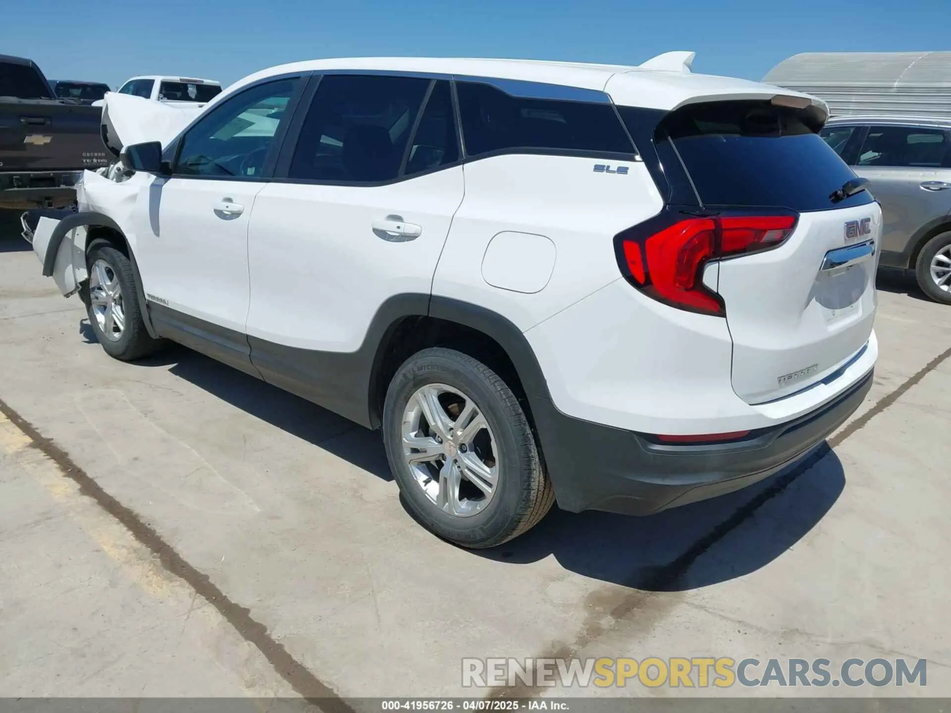 3 fotografías del automóvil dañado 3GKALMEV5ML305496 GMC TERRAIN 2021
