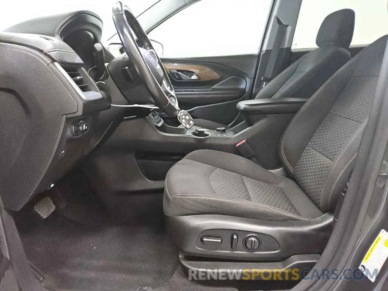 7 fotografías del automóvil dañado 3GKALMEV6ML369126 GMC TERRAIN 2021