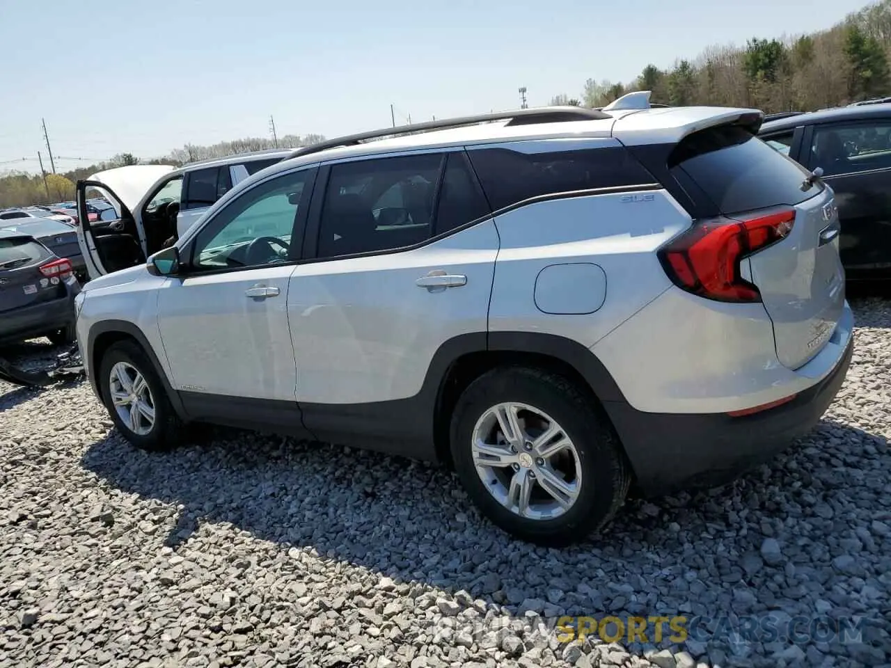2 fotografías del automóvil dañado 3GKALMEV6ML382992 GMC TERRAIN 2021