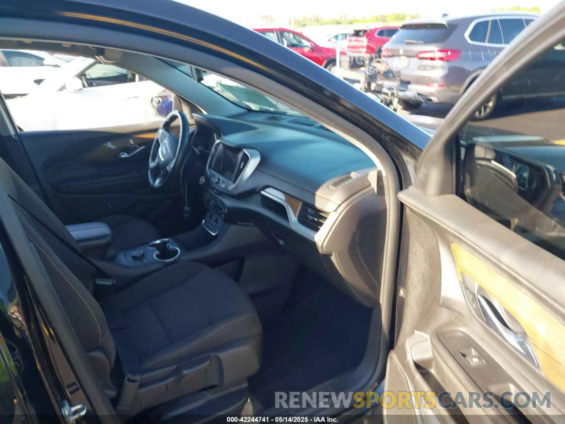 5 fotografías del automóvil dañado 3GKALMEV7ML320792 GMC TERRAIN 2021