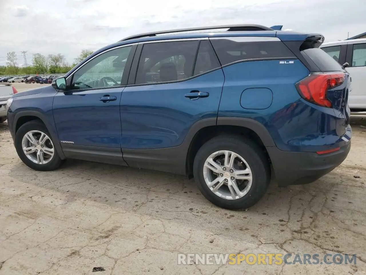 2 fotografías del automóvil dañado 3GKALMEV7ML382158 GMC TERRAIN 2021