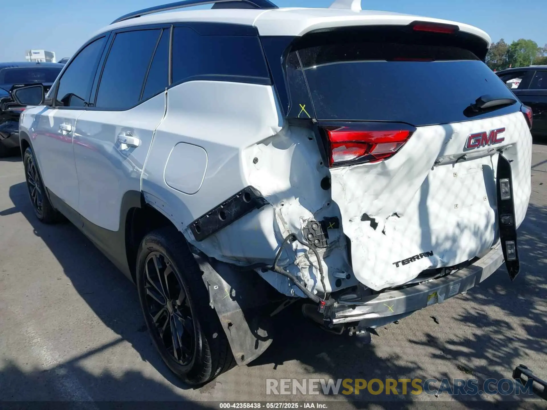 6 fotografías del automóvil dañado 3GKALMEV8ML345328 GMC TERRAIN 2021