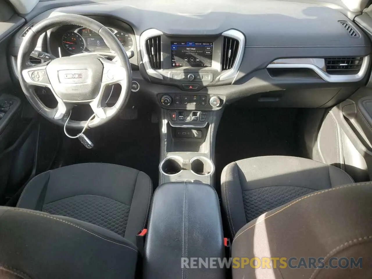 8 fotografías del automóvil dañado 3GKALMEVXML344648 GMC TERRAIN 2021
