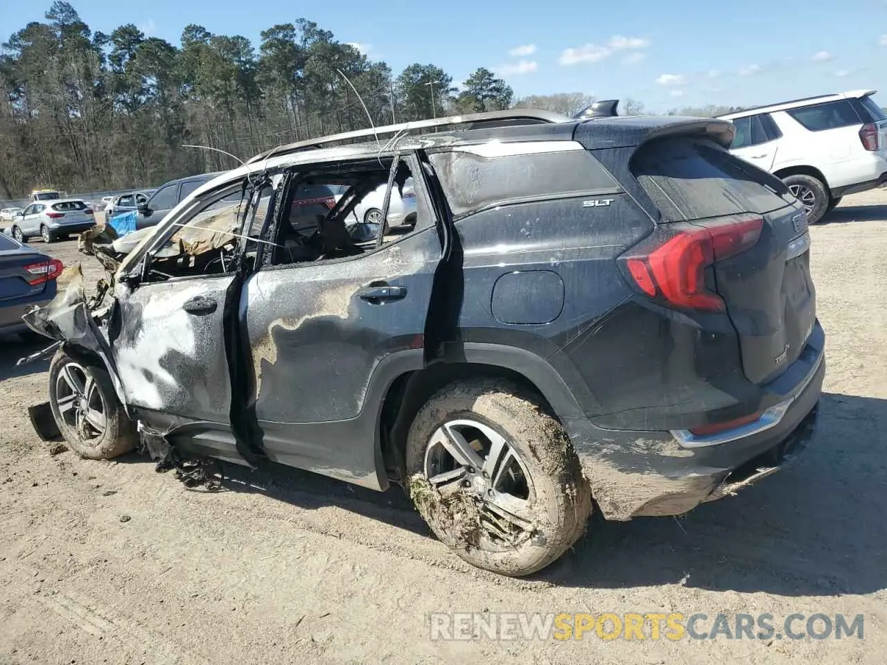 2 fotografías del automóvil dañado 3GKALPEV5ML369121 GMC TERRAIN 2021