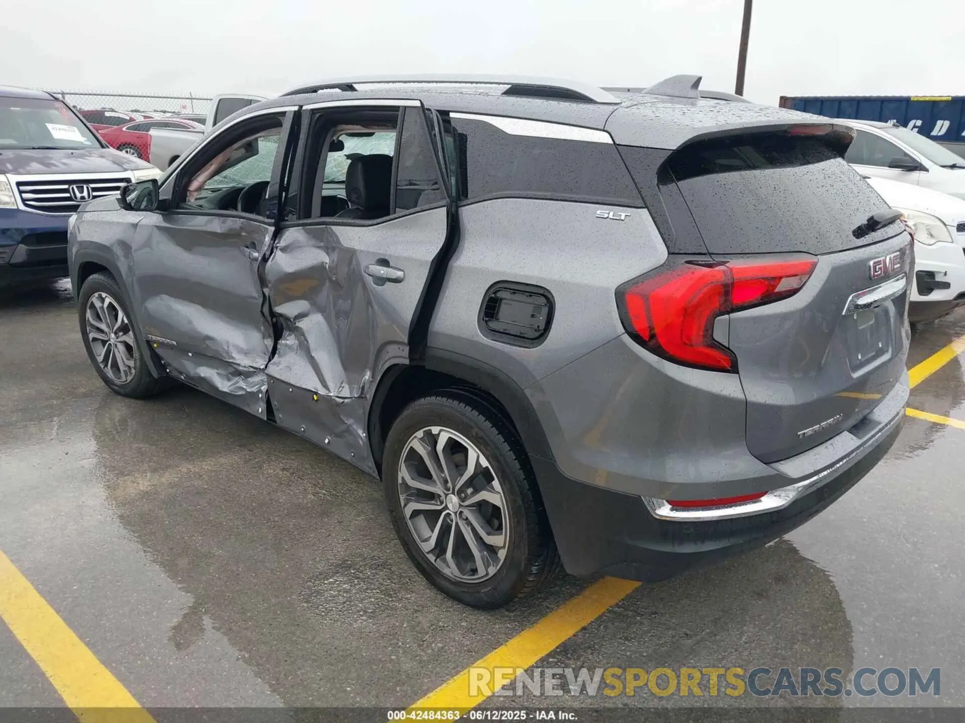 3 fotografías del automóvil dañado 3GKALPEV5ML376313 GMC TERRAIN 2021