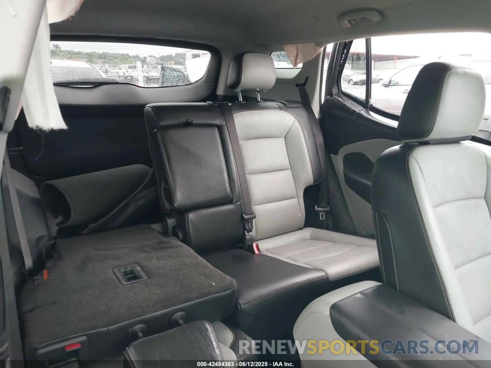 8 fotografías del automóvil dañado 3GKALPEV5ML376313 GMC TERRAIN 2021