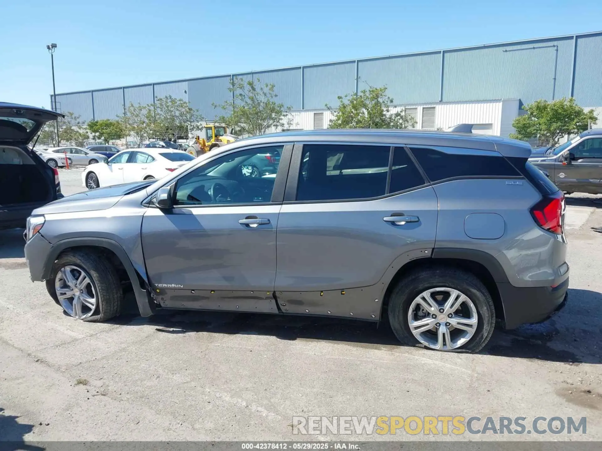 15 fotografías del automóvil dañado 3GKALTEV2ML366718 GMC TERRAIN 2021