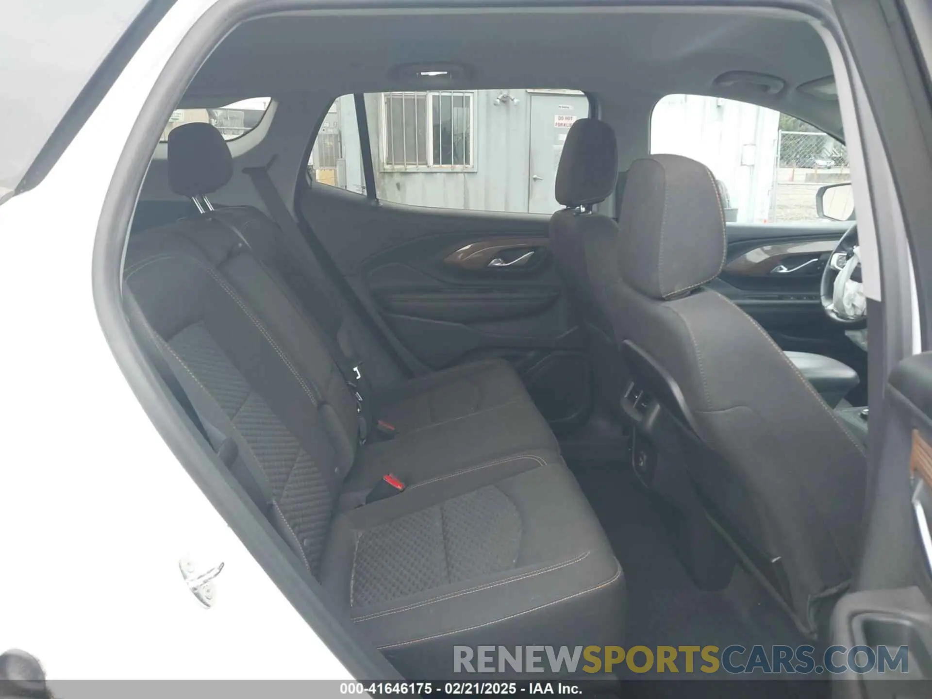 8 fotografías del automóvil dañado 3GKALTEV8ML353620 GMC TERRAIN 2021